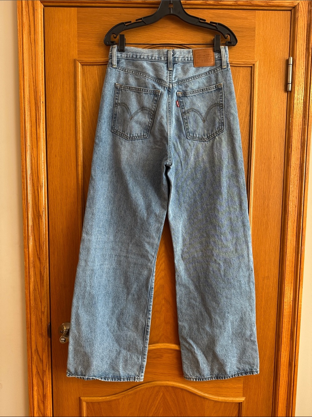 Levi's Premium Ribcage Wide Leg Women's Jeans Far And Wide Light Wash Size 29x32 - Picture 8 of 16